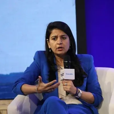 Since July 2021, Pragya Misra was working with Truecaller as its director of public affairs