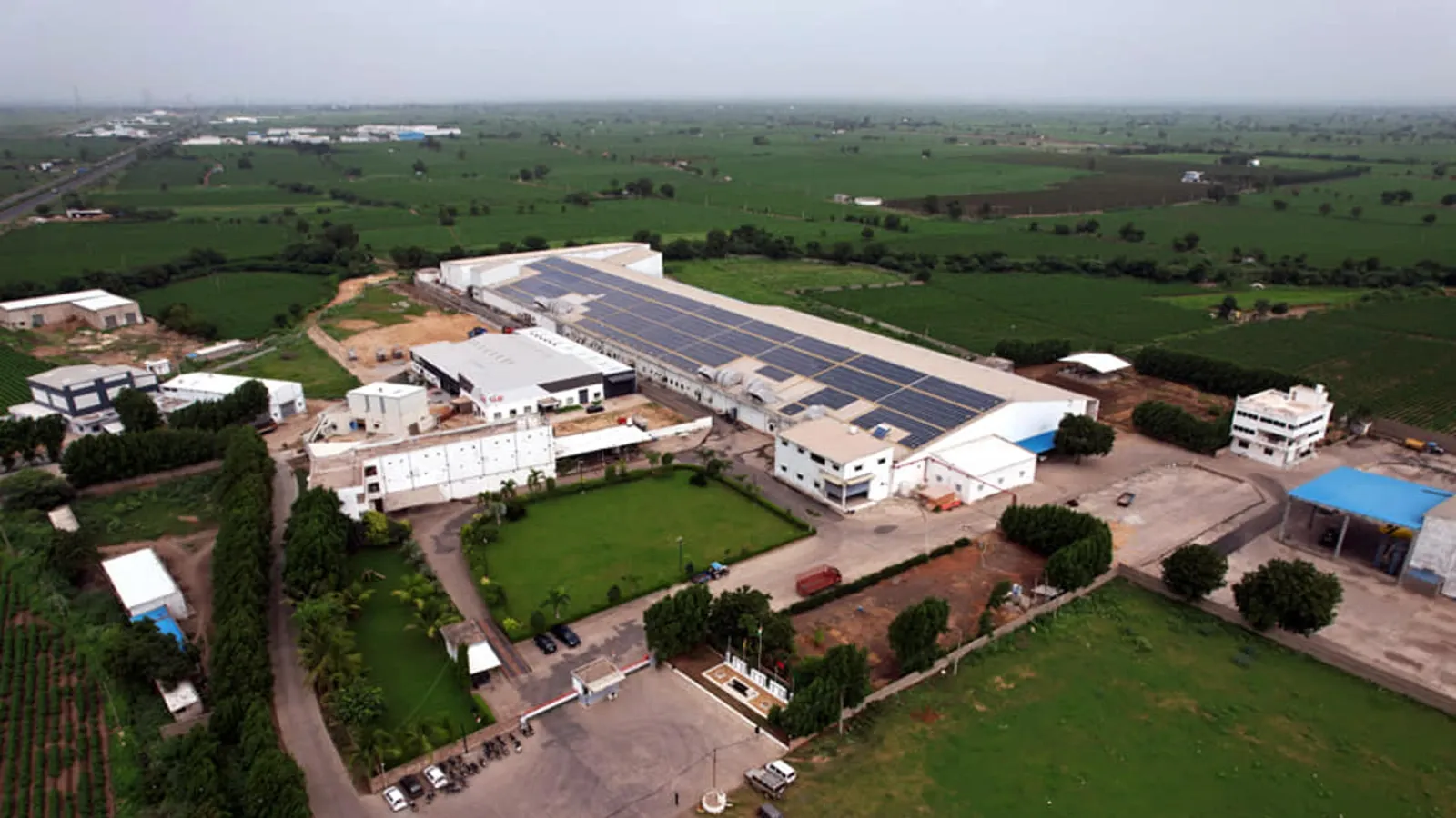Aastha Spintex manufactures cotton yarn and cotton bales. | Image: Aasthaspintex.com