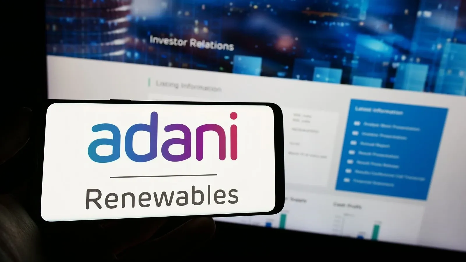 अडानी ग्रीन एनर्जी