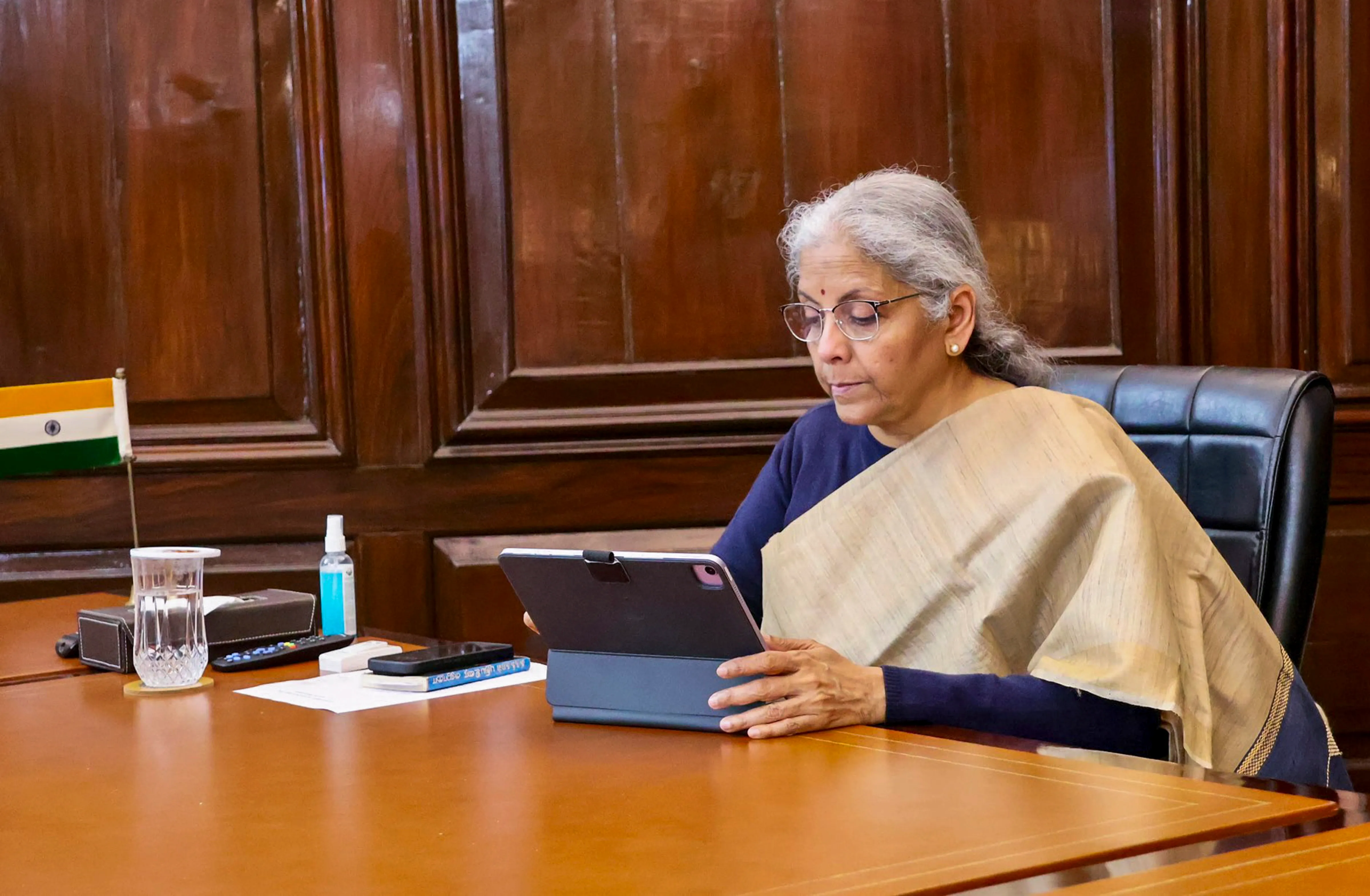 Budget 2025 Nirmala Sitharaman latest updates Feb 1.webp