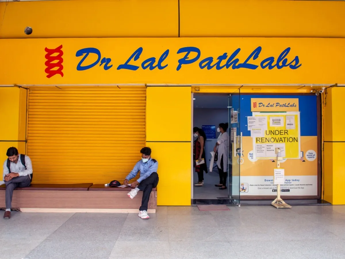 Dr. Lal Path Labs Q1 profit jumps 28% YoY, dividend of ₹5 apiece declared; shares gain over 2%