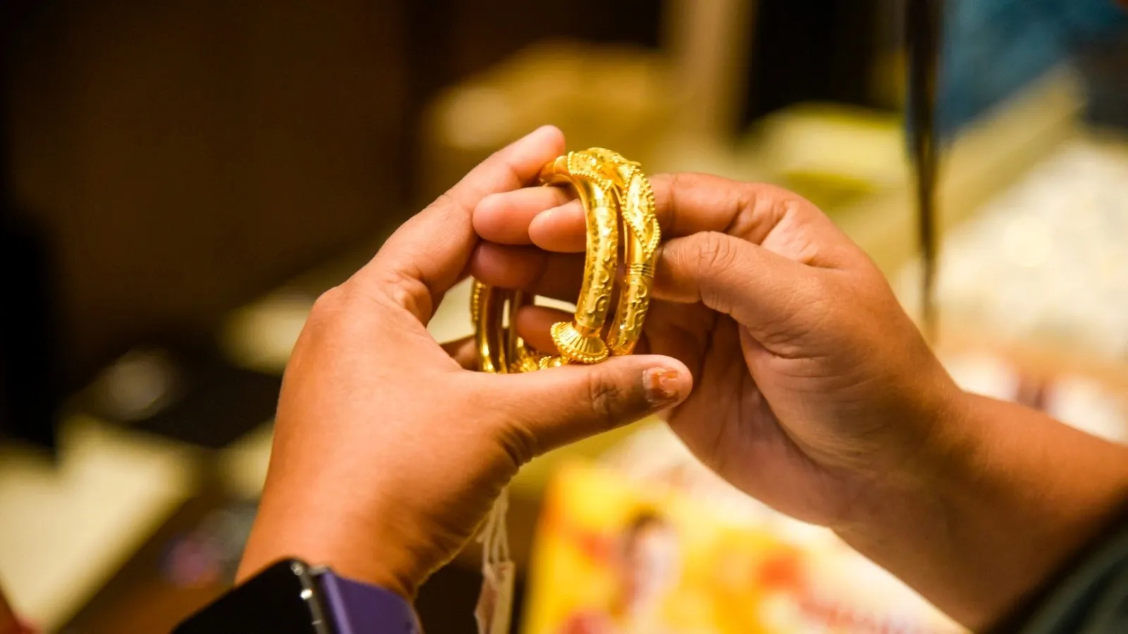 gold-buying 27 may