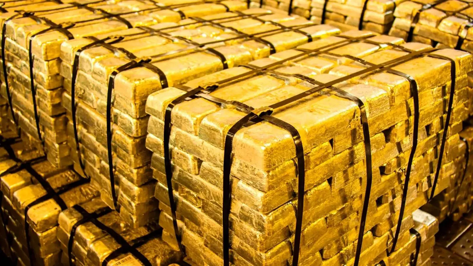 gold vs silver vs commodities