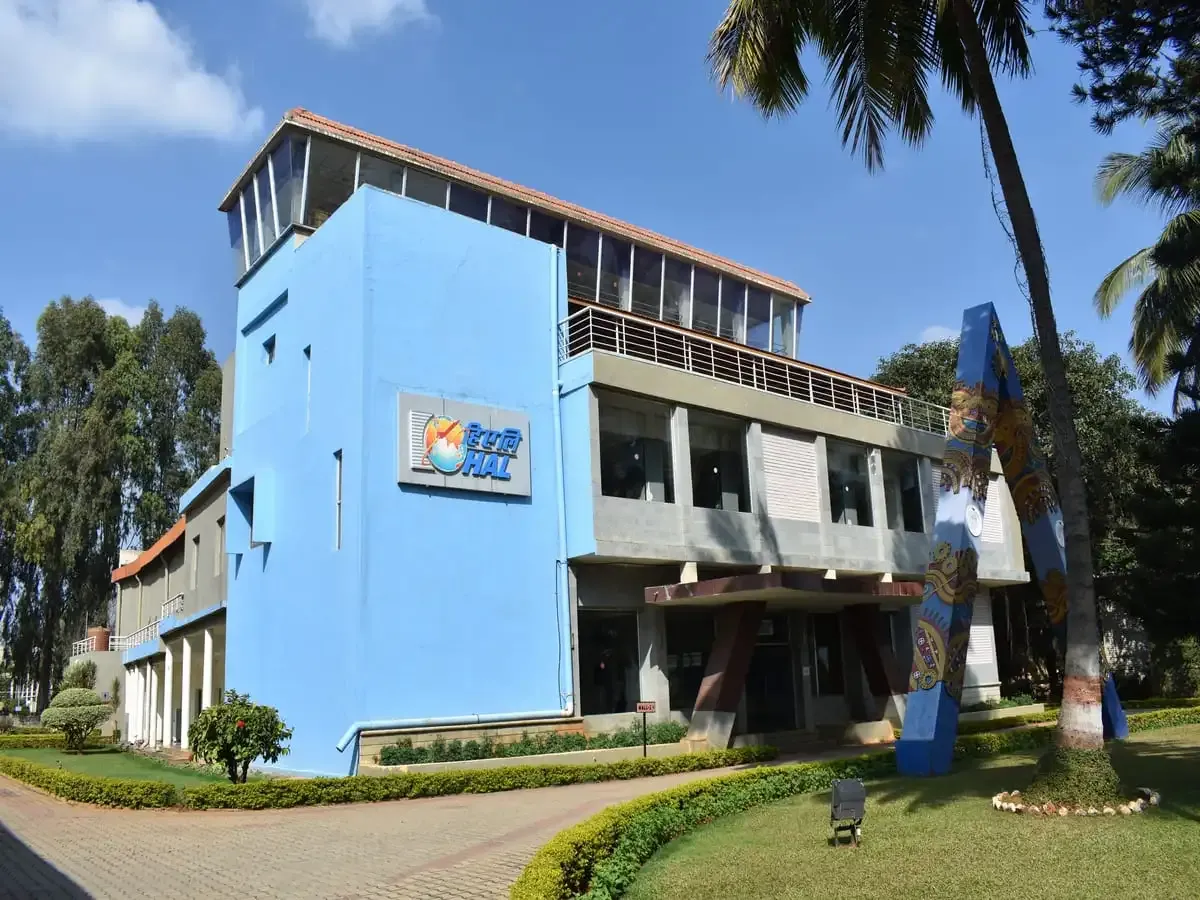 HAL’s net income increased 15.3% to ₹7,516 crore in the reporting quarter from ₹6,519 crore on a year-on-year (YoY) basis. Image: Shutterstock