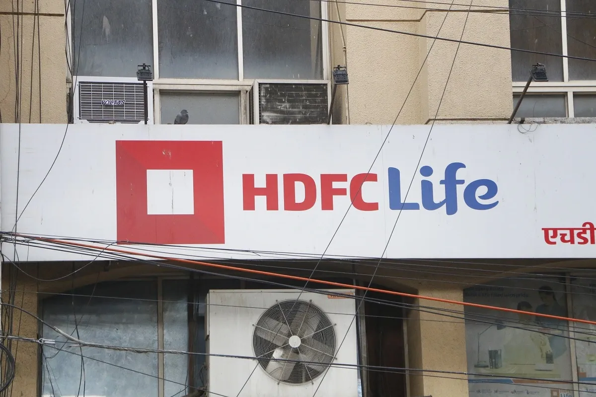 HDFC Life's stock has slipped 1.52% year-to-date