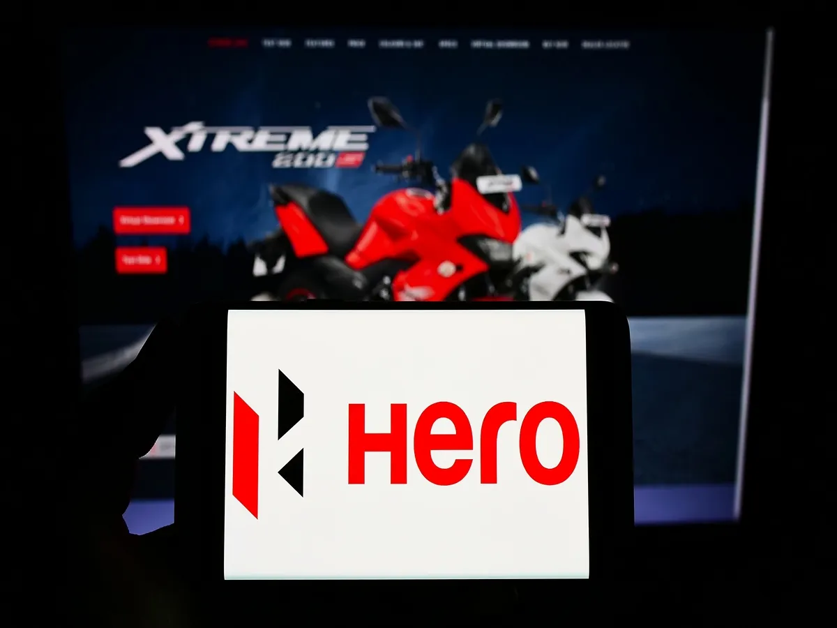 Hero Motocorp drops over 2% after total sales decline 5% YoY in July