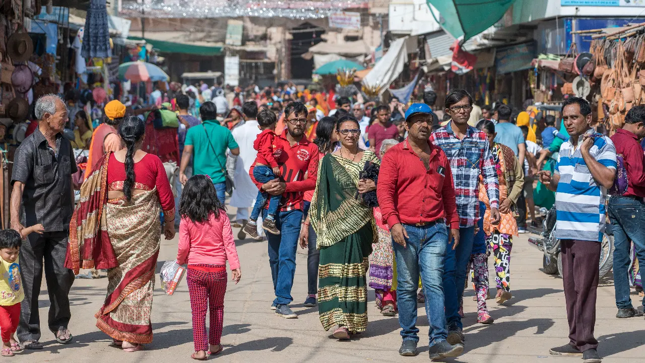 खाने-पीने की चीजों पर नहीं हो रहा सबसे ज्यादा खर्च