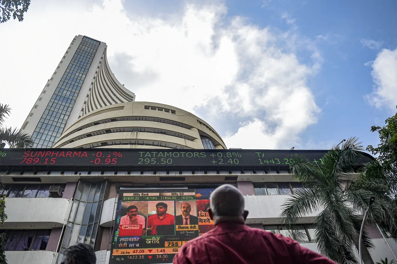 As many as 3,474 stocks declined while 656 advanced and 114 remained unchanged on the BSE