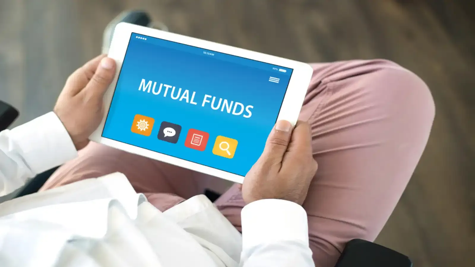 Do you pay tax when switching mutual fund schemes within the same fund house?