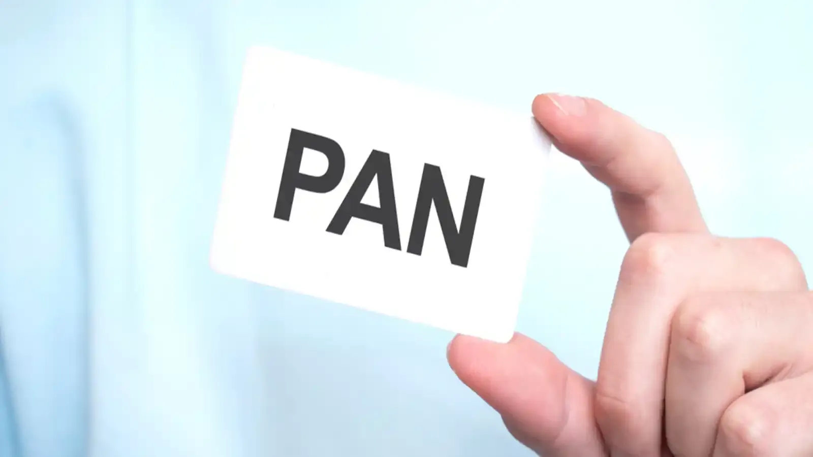 can a newborn with PAN receive cash gift