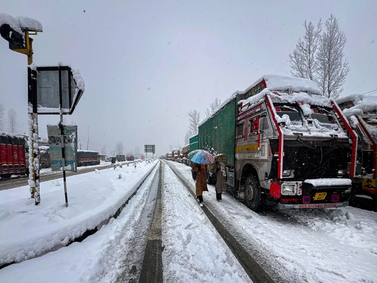 snowfall kashmir