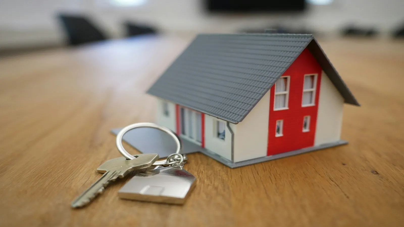 Real estate stocks, August 5, 2026
