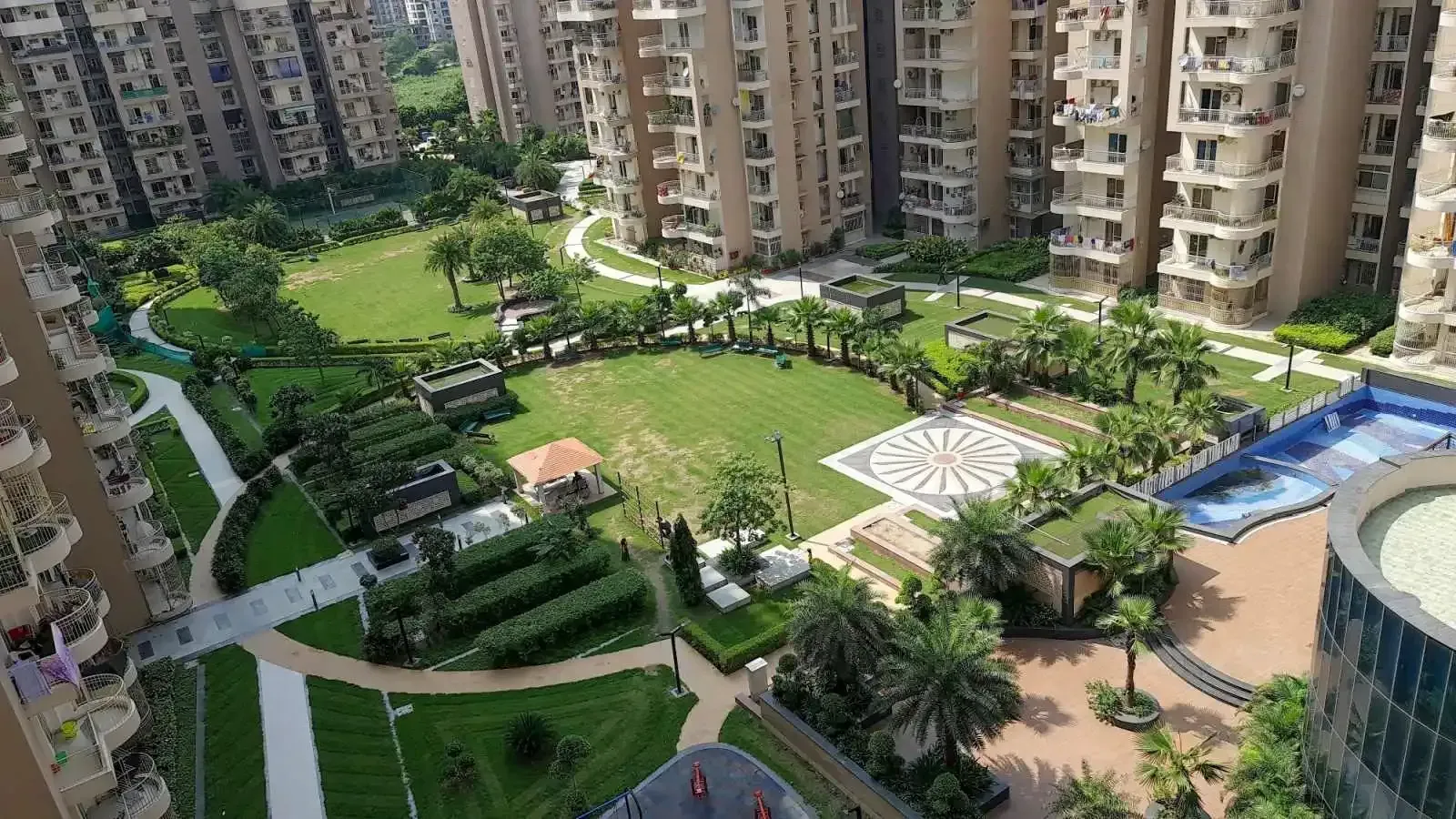 reits-vs-physical-real-estate
