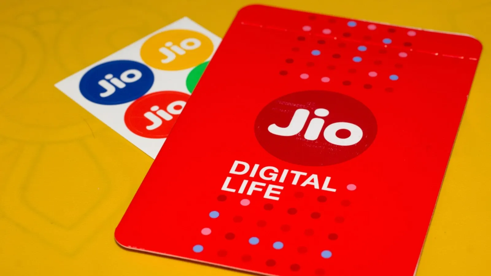 Reliance Jio Infocomm has hired 17 merchant bankers to manage its listing. | Image: Shutterstock