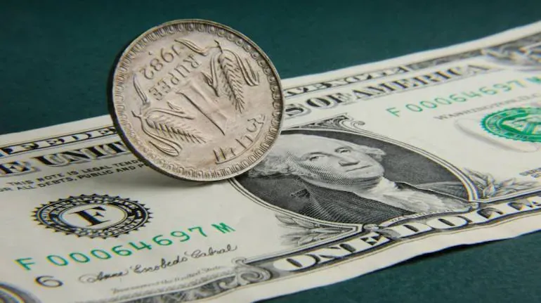 The dollar index was up 0.15 percent to 100.39