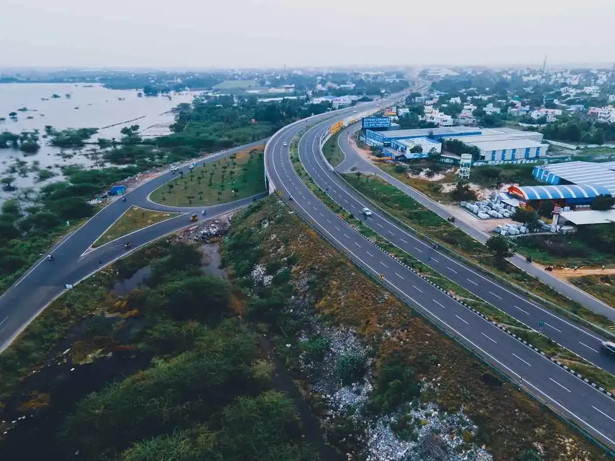NHAI, Reliance Jio tie up to launch mobile-based safety alert system on highways