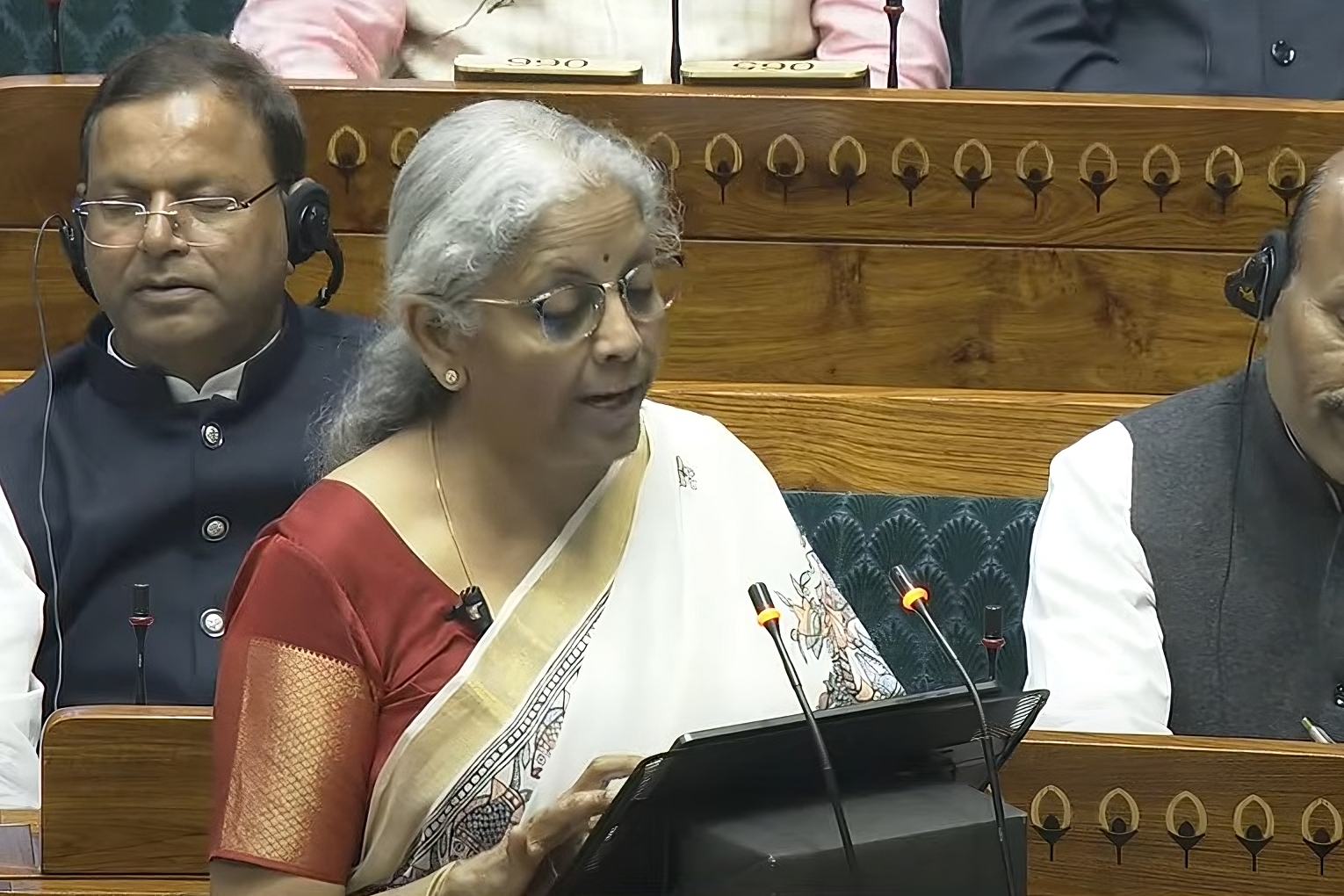 sitharaman-budget-live-highlights.png