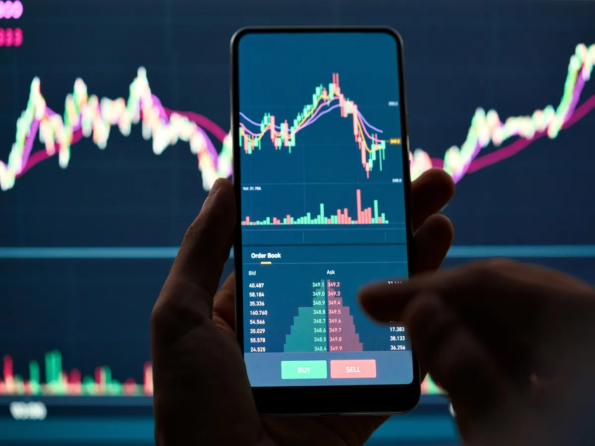 Weekly stock market recap: Top gainers and losers in NIFTY500 and key economic indicators for India