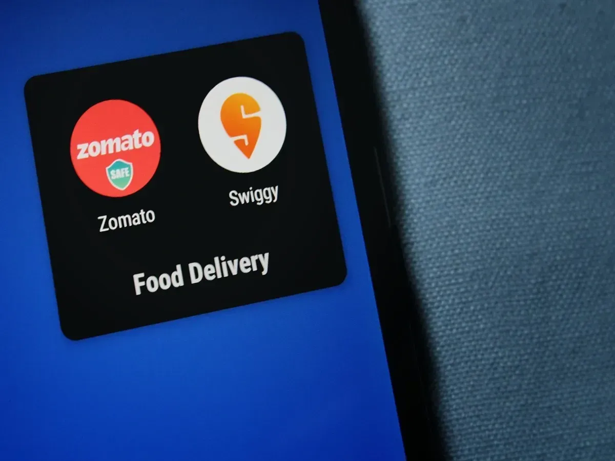 swiggy-increases-platform-fee-zomato-comparison