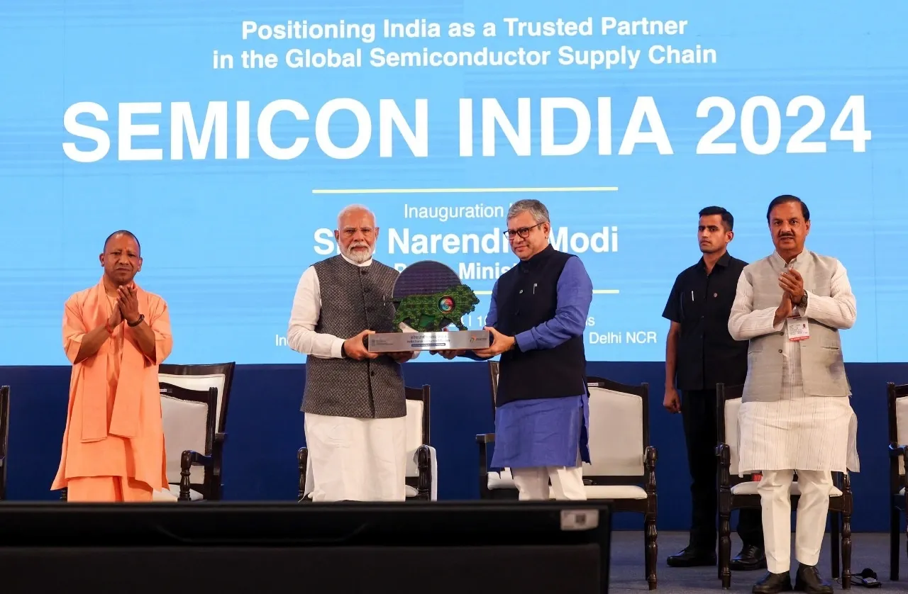 PM Modi at the inauguration of SEMICON India 2024 at India Expo Mart, Greater Noida (Photo: PIB)