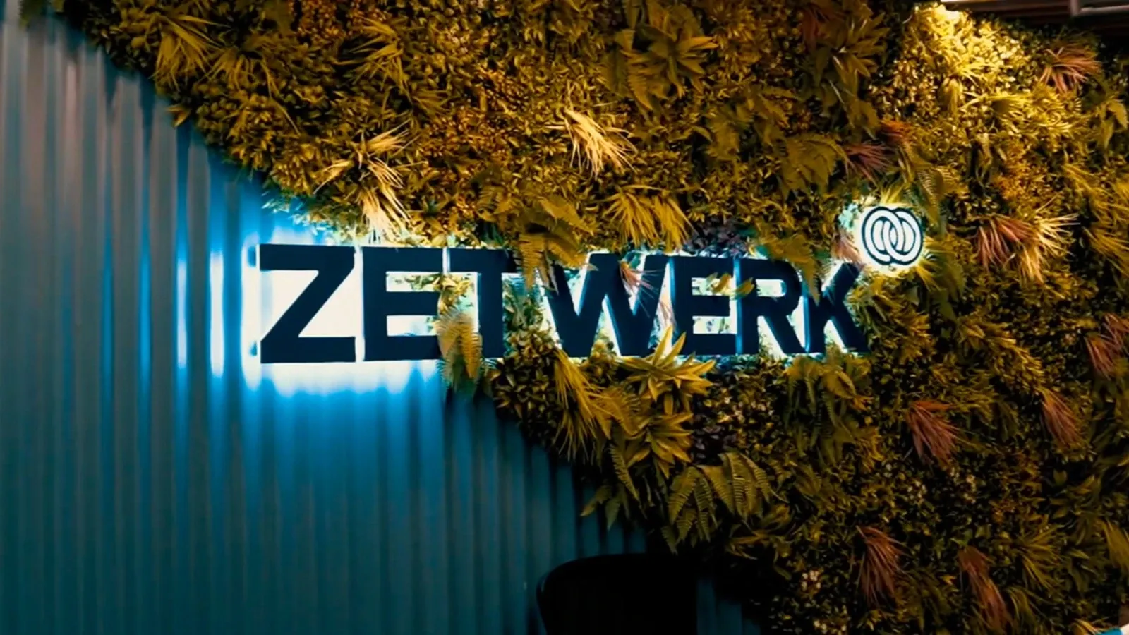 news logo