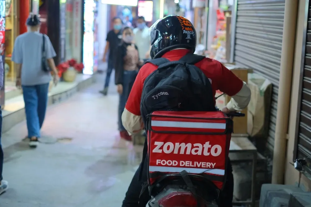 Zomato-share-price-q2.webp