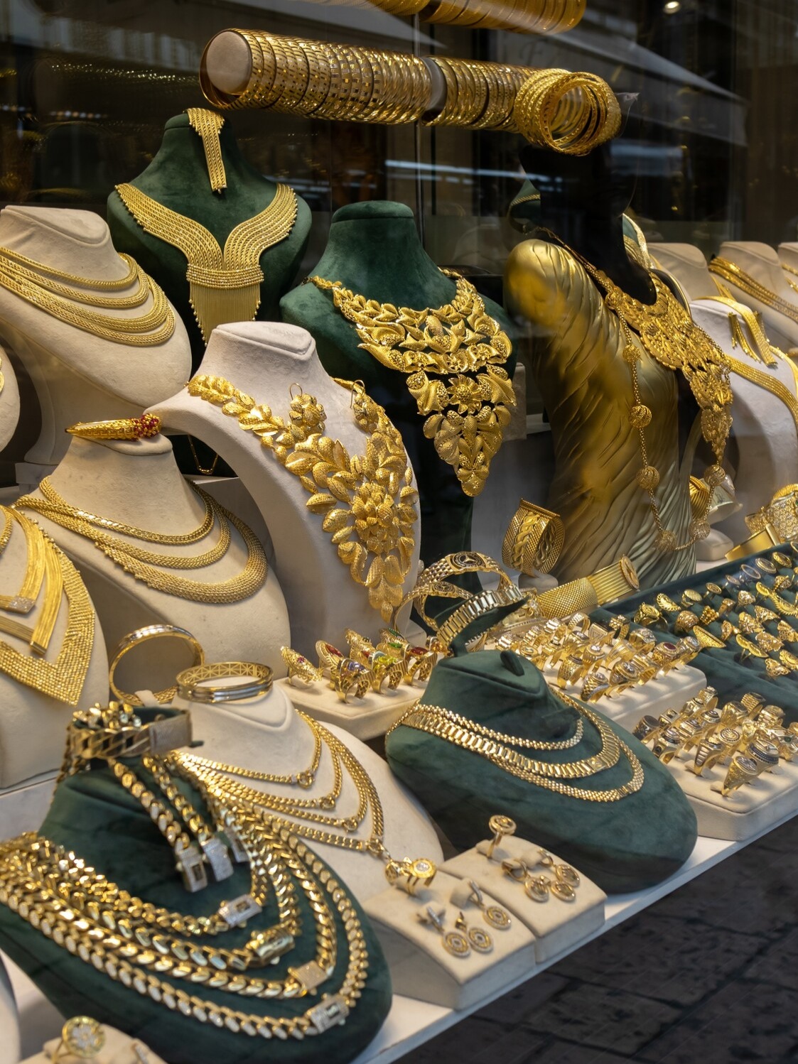 Gold rush: Understanding different types of gold
